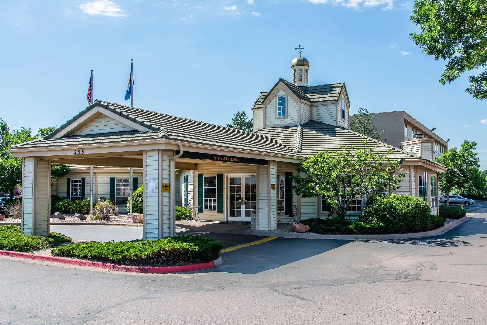 Quality Inn & Suites Garden Of The Gods Colorado Springs Exterior photo