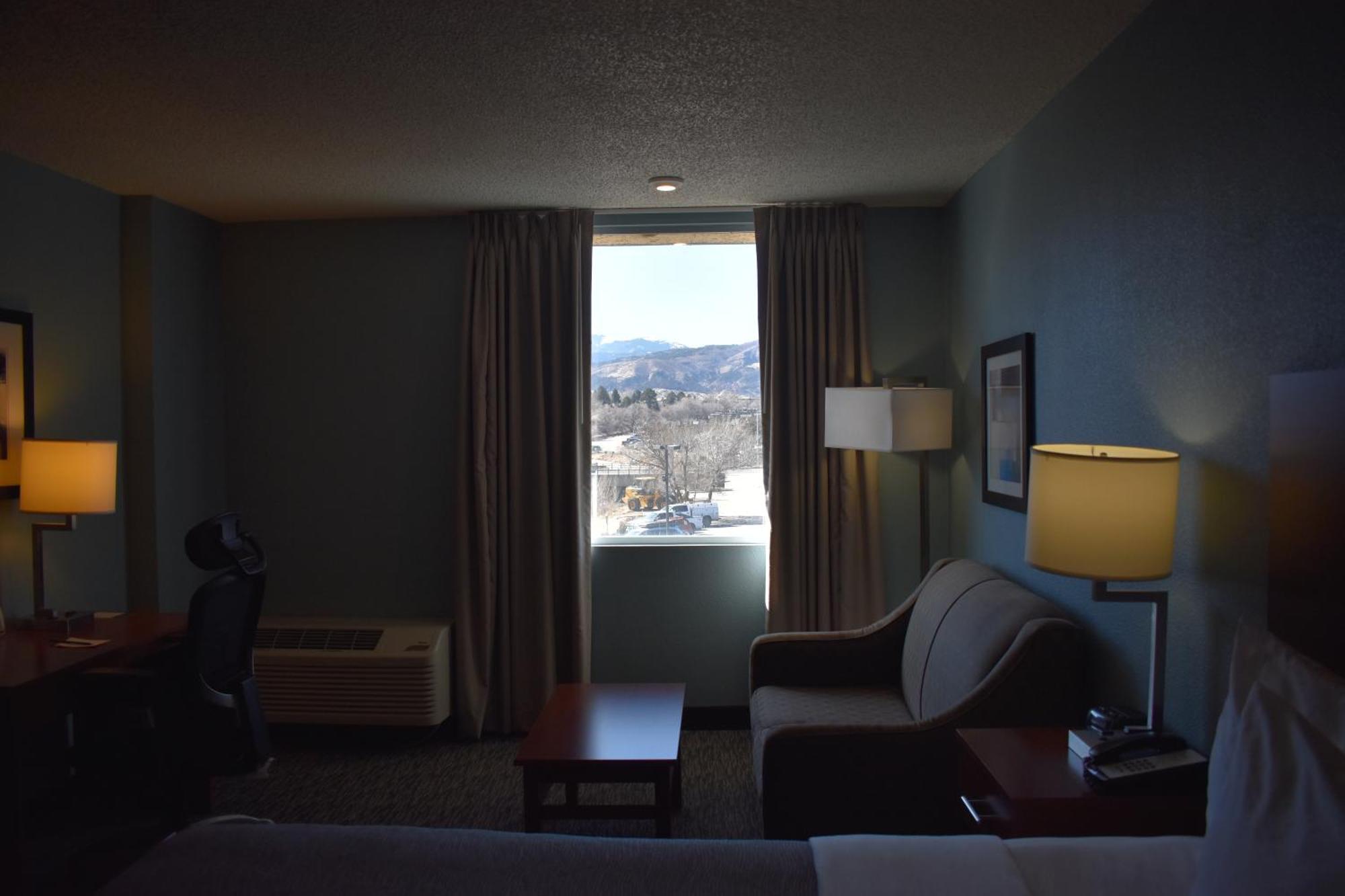 Quality Inn & Suites Garden Of The Gods Colorado Springs Exterior photo