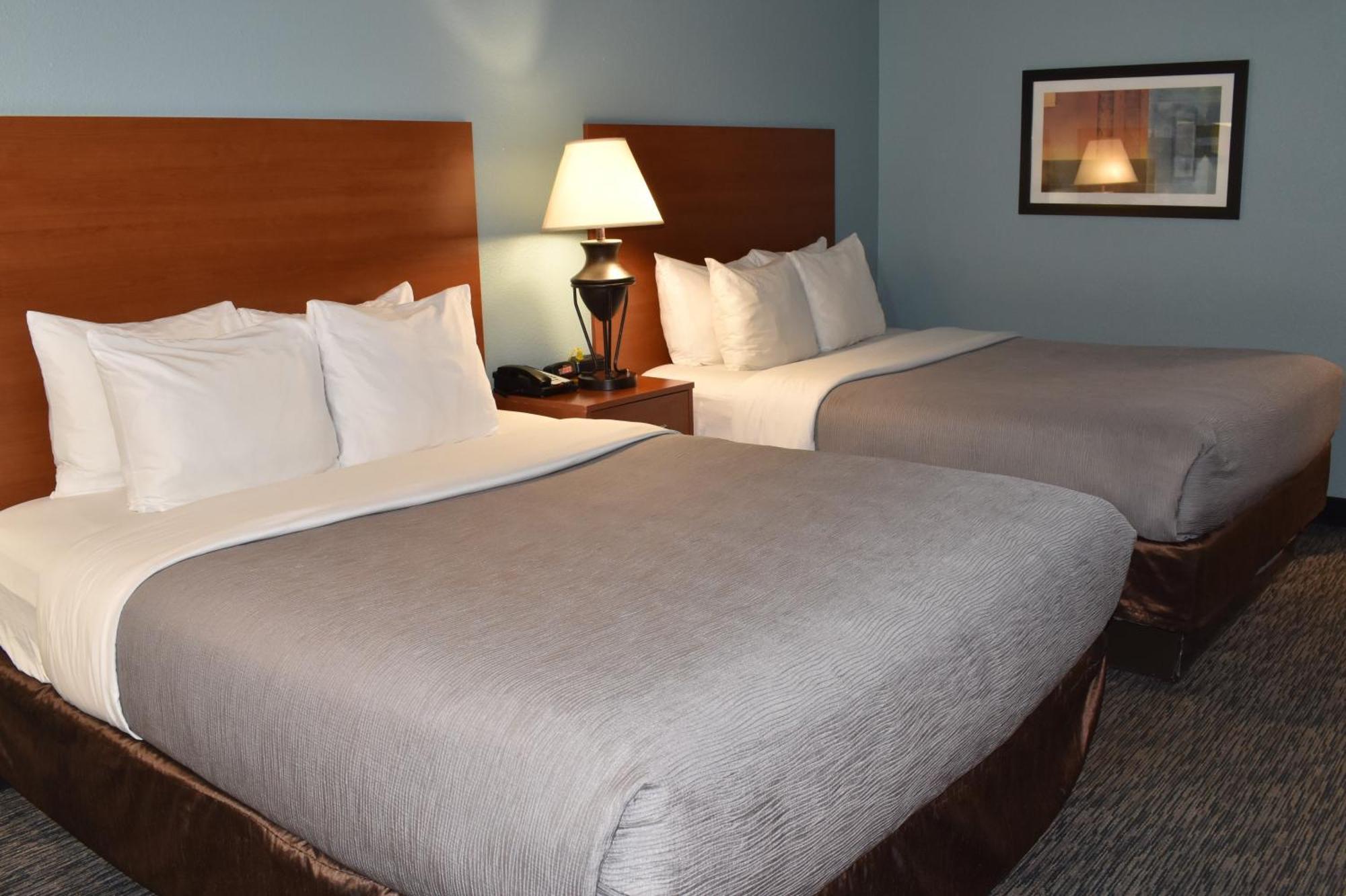 Quality Inn & Suites Garden Of The Gods Colorado Springs Exterior photo